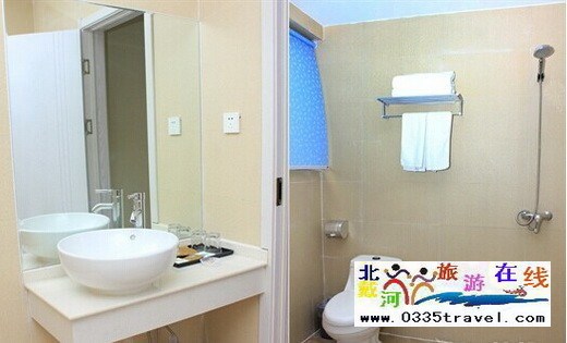 山海關(guān)龍璽假日酒店