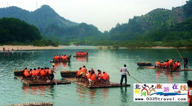 東戴河永安峽谷漂流