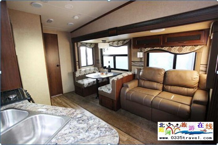 東戴河銀泰房車露營酒店