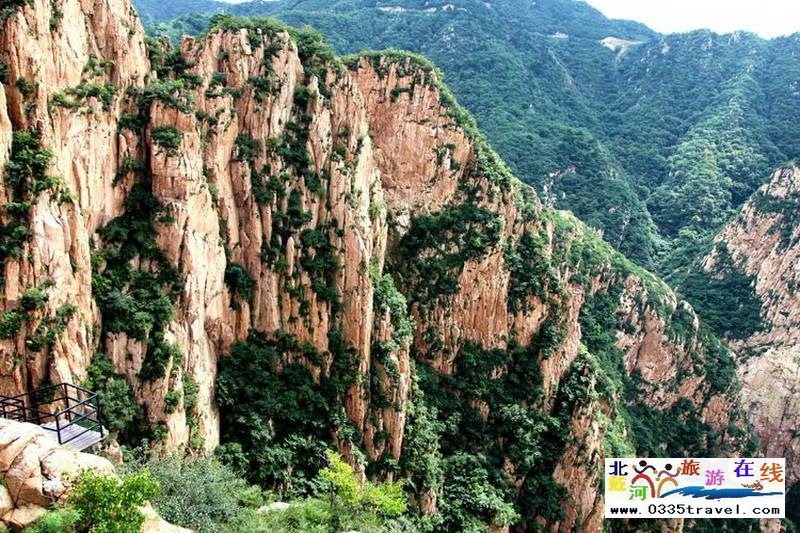 秦皇島龍云谷(俊山秀水)景區(qū)電話18633570222 15703350808