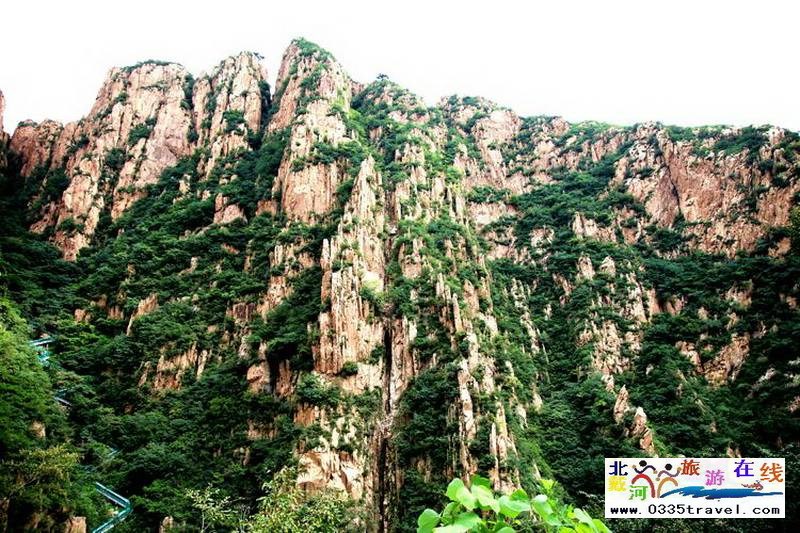 秦皇島龍云谷(俊山秀水)景區(qū)電話18633570222 15703350808