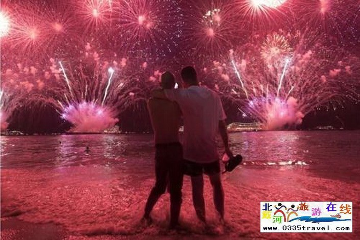 北戴河南戴河?xùn)|戴河煙花焰火沙灘篝火晚會(huì)