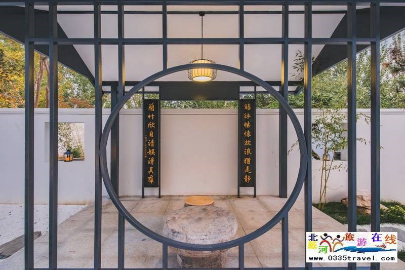 秦皇島燕山大學(xué)閑庭四藝酒店電話18633570222