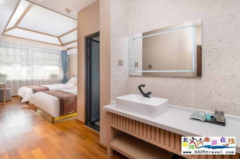 山海關(guān)古城十里楠舍酒店