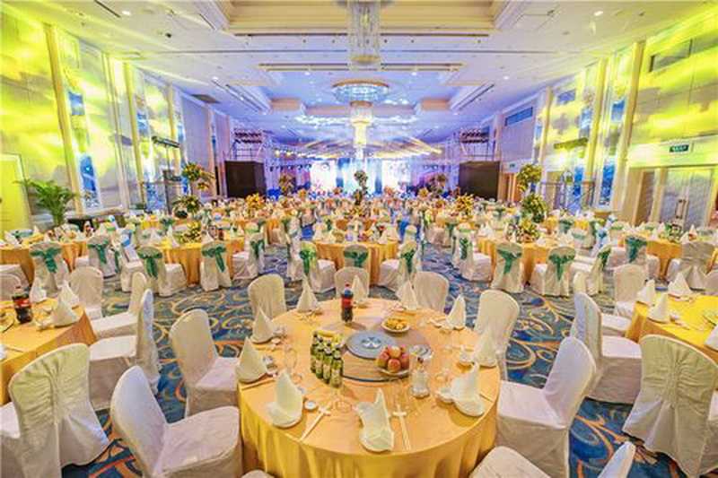 秦皇島北戴河婚宴喜宴婚禮酒店推薦:秦皇島禧宴(喜宴)婚禮酒店——提供秦皇島北戴河專(zhuān)業(yè)婚宴婚禮禮儀服務(wù)