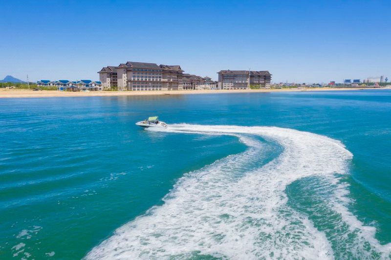 東戴河帝景海親海集裝箱酒店