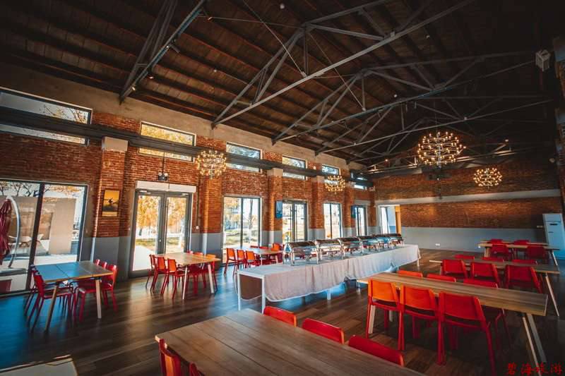 秦皇島西港花園西港國(guó)際航海中心酒店