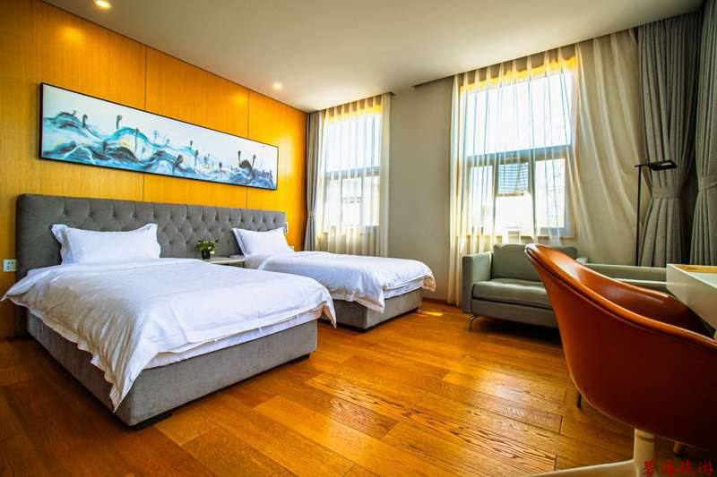 秦皇島西港花園西港國(guó)際航海中心酒店