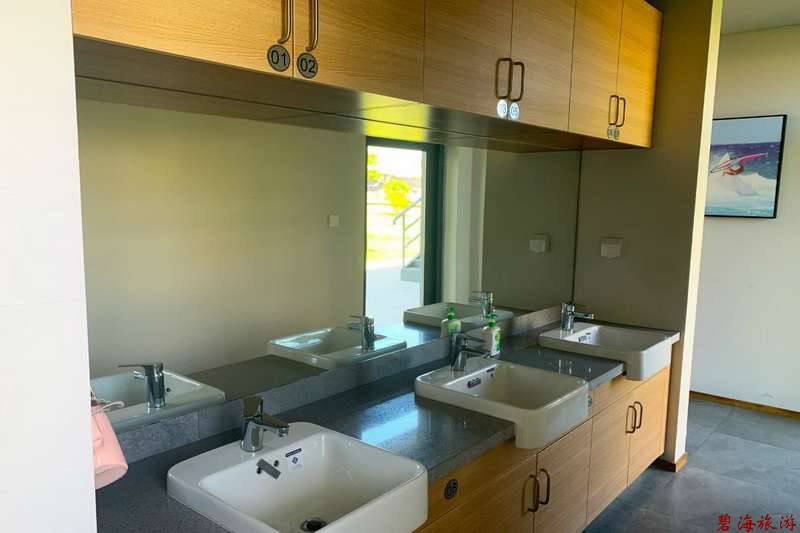 秦皇島西港花園西港國(guó)際航海中心酒店